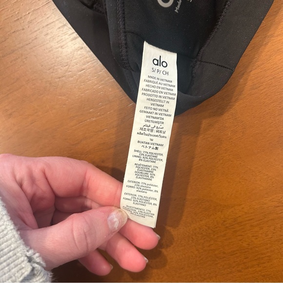 ALO Yoga Airlift Intrigue Sports Bra in Black - Picture 8 of 10